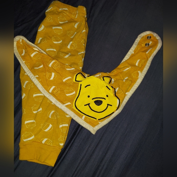 Disney Baby Winnie the Pooh 6-9 month Pants and Bib - Picture 1 of 3